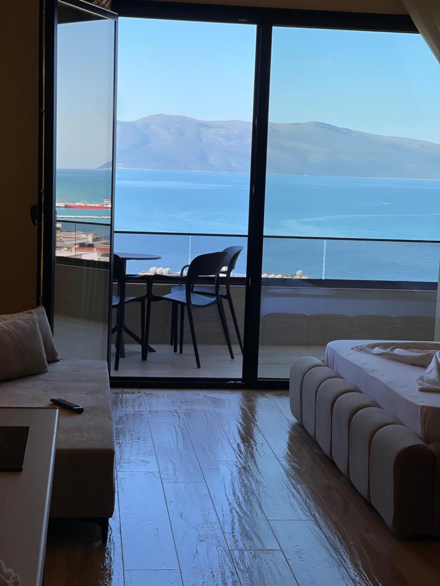 Seamare & Vlorë