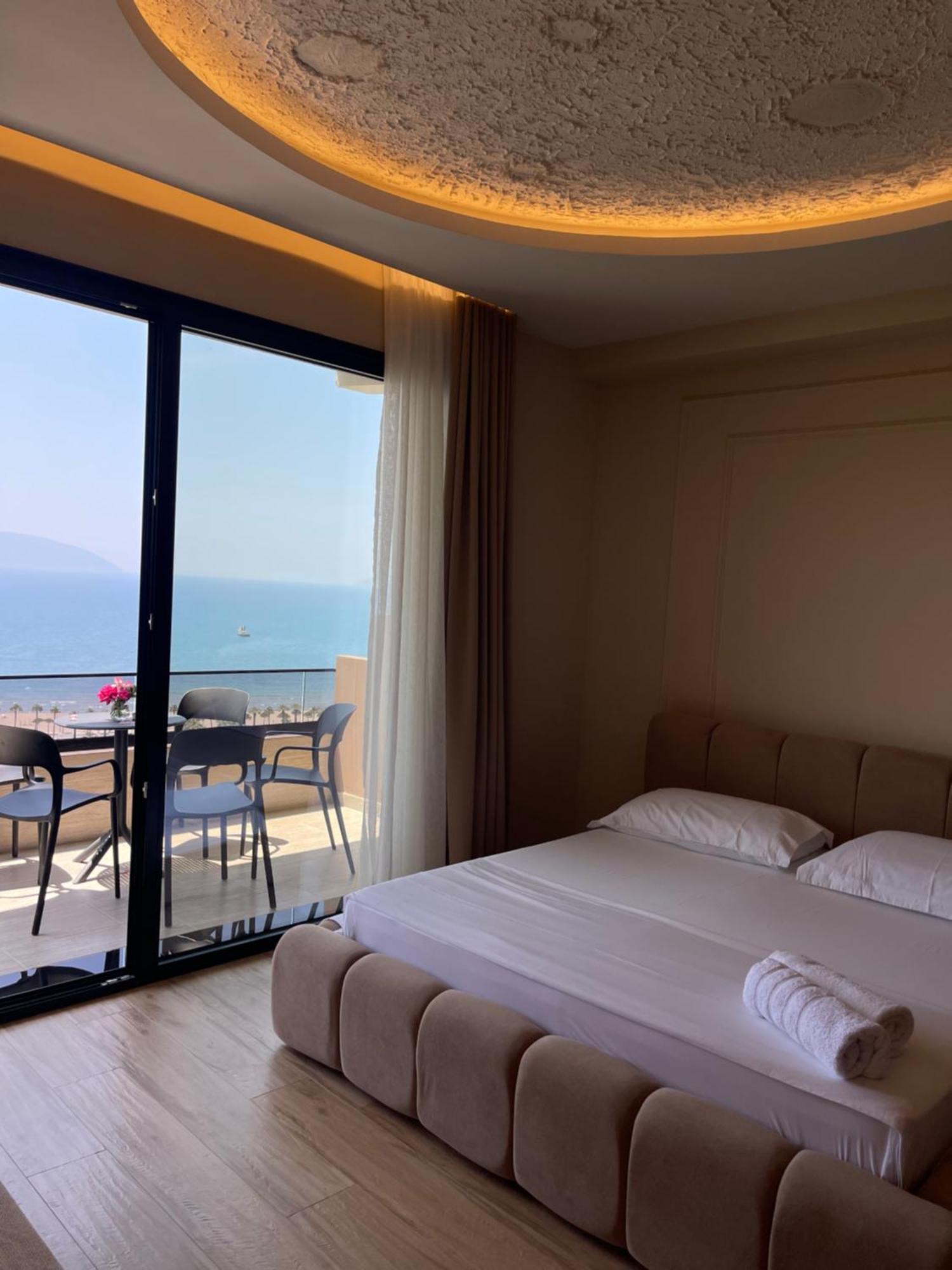 Seamare & Vlorë